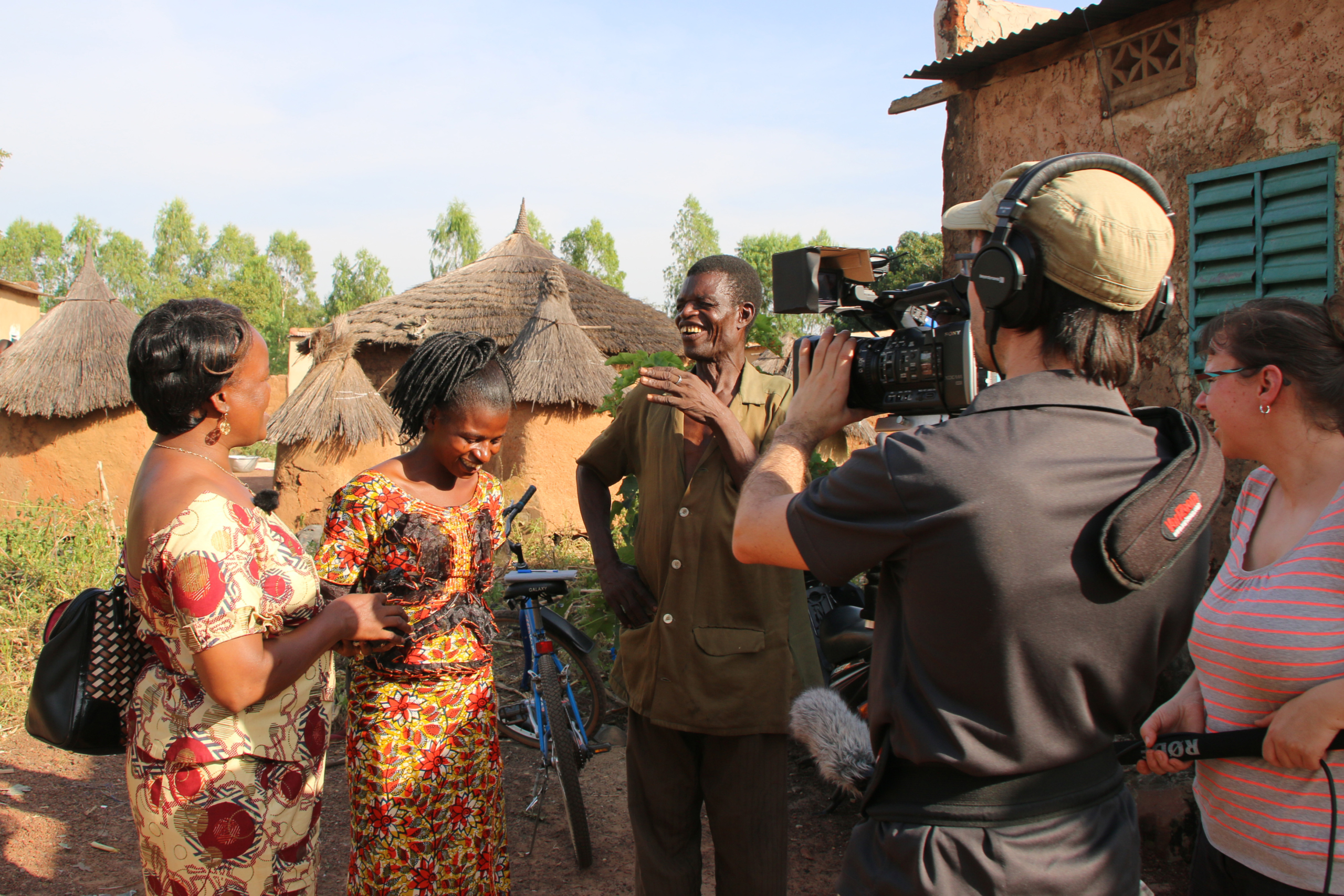 Burkina Faso - Besuch bei ausgelernter Schneiderin